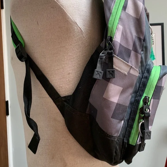 Minecraft backpack - Picture 6 of 16